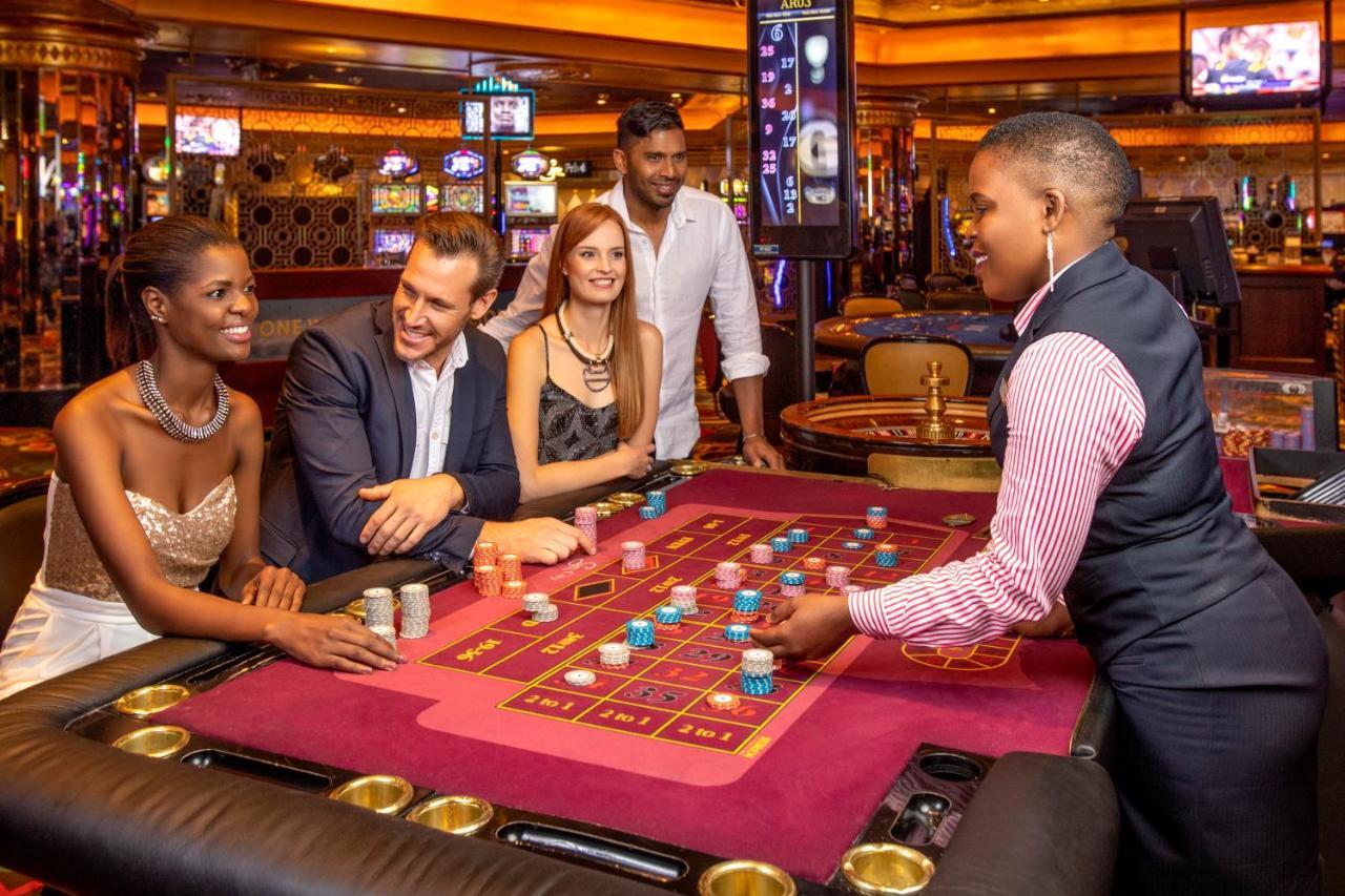 Soho Hotel & Casino At Sun City Dış mekan fotoğraf